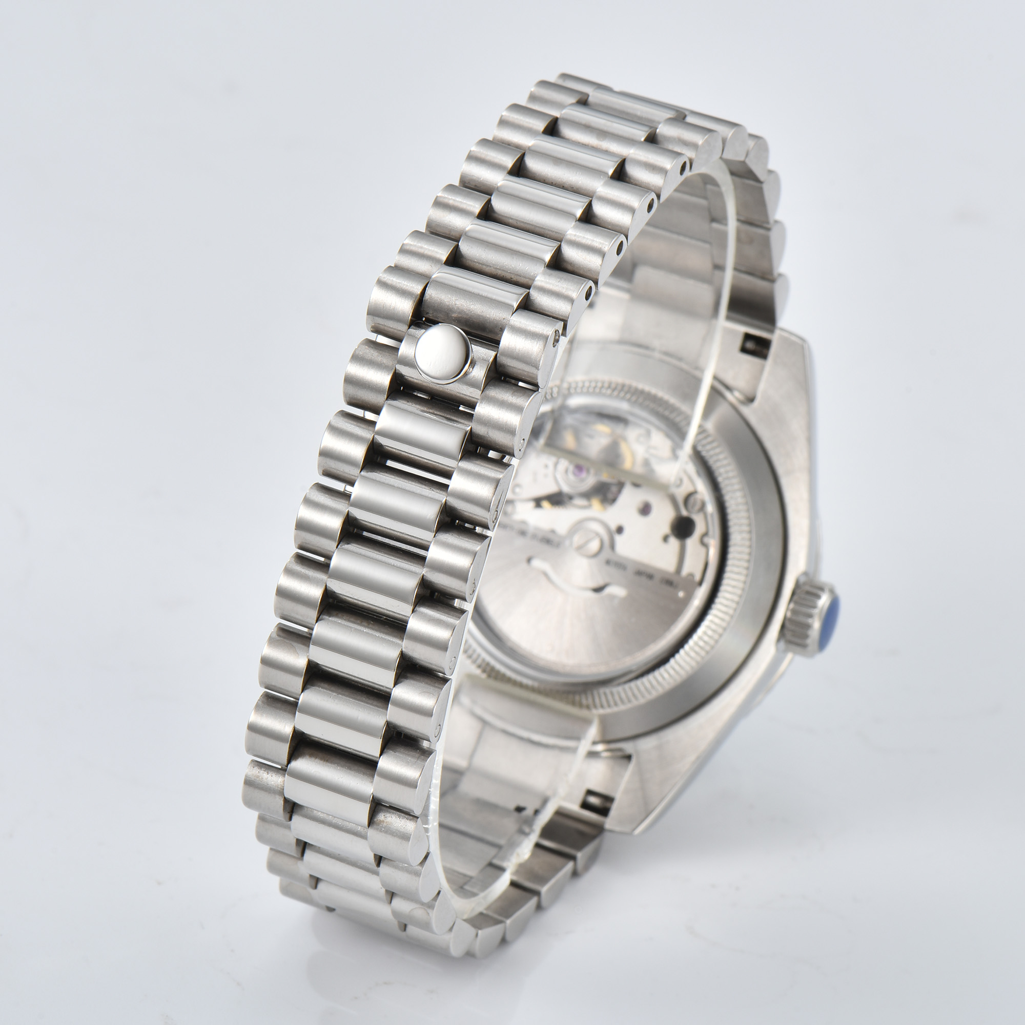 นาฬิกาข้อมือผู้ชายดีไซน์สร้างส - Watch Winder Compact บทวิจารณ์และราคา